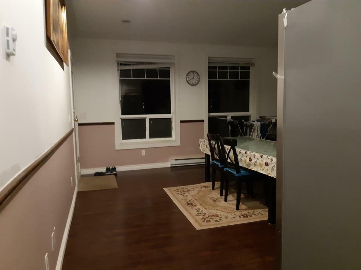 Vancouver Jenny'S Guesthouse Coquitlam Bagian luar foto